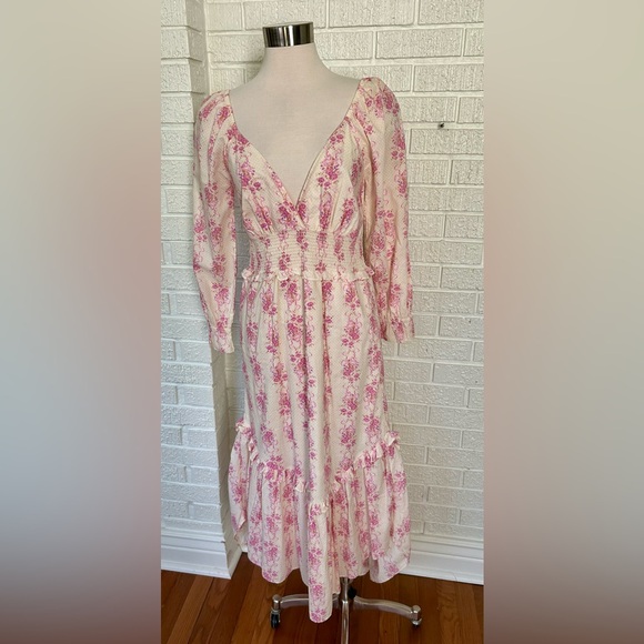 Firefly Dress In French Lilac - Picture 2 of 10